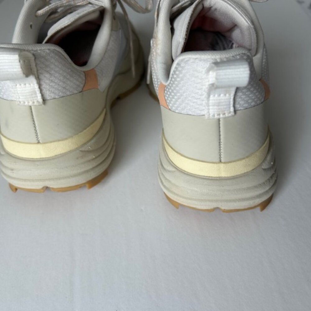VEJA Dekkan Sneakers - Neutral White size 8 - Picture 2 of 6